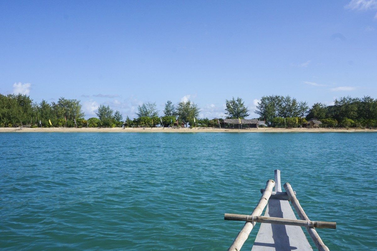 Philippines Mercedes Islands Unspoilt Beaches Stunning - 