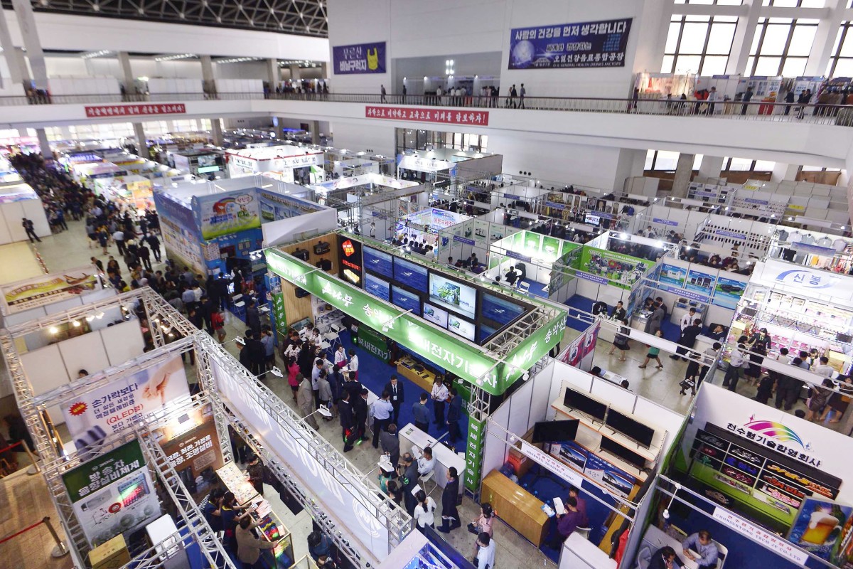 Hundreds of foreign companies attend North Korean trade fair despite UN
