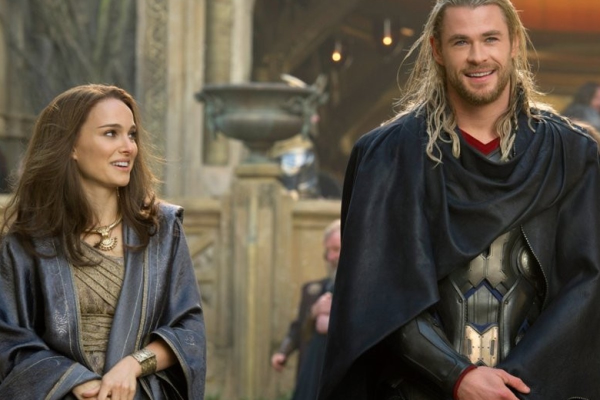 How did Natalie Portman appear in Avengers: Endgame without setting