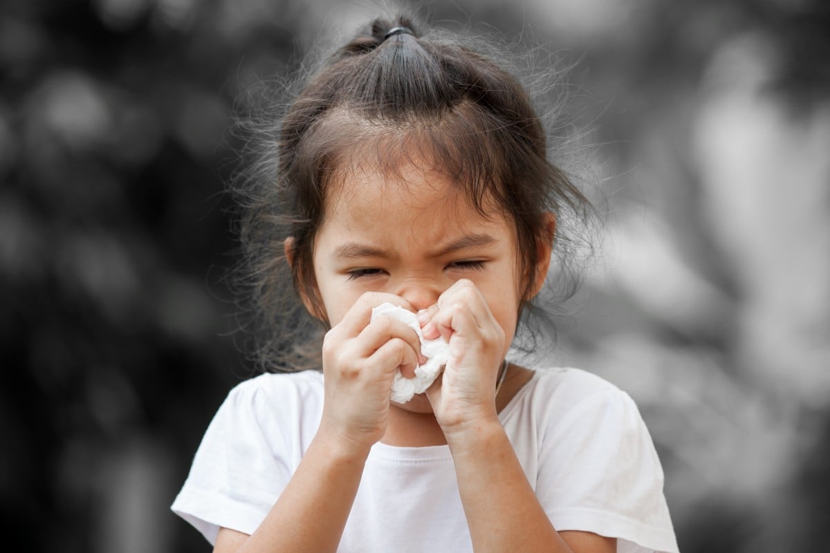 Scientists in China believe they have identified the reason why some children repeatedly catch the common cold. Photo: Shutterstock