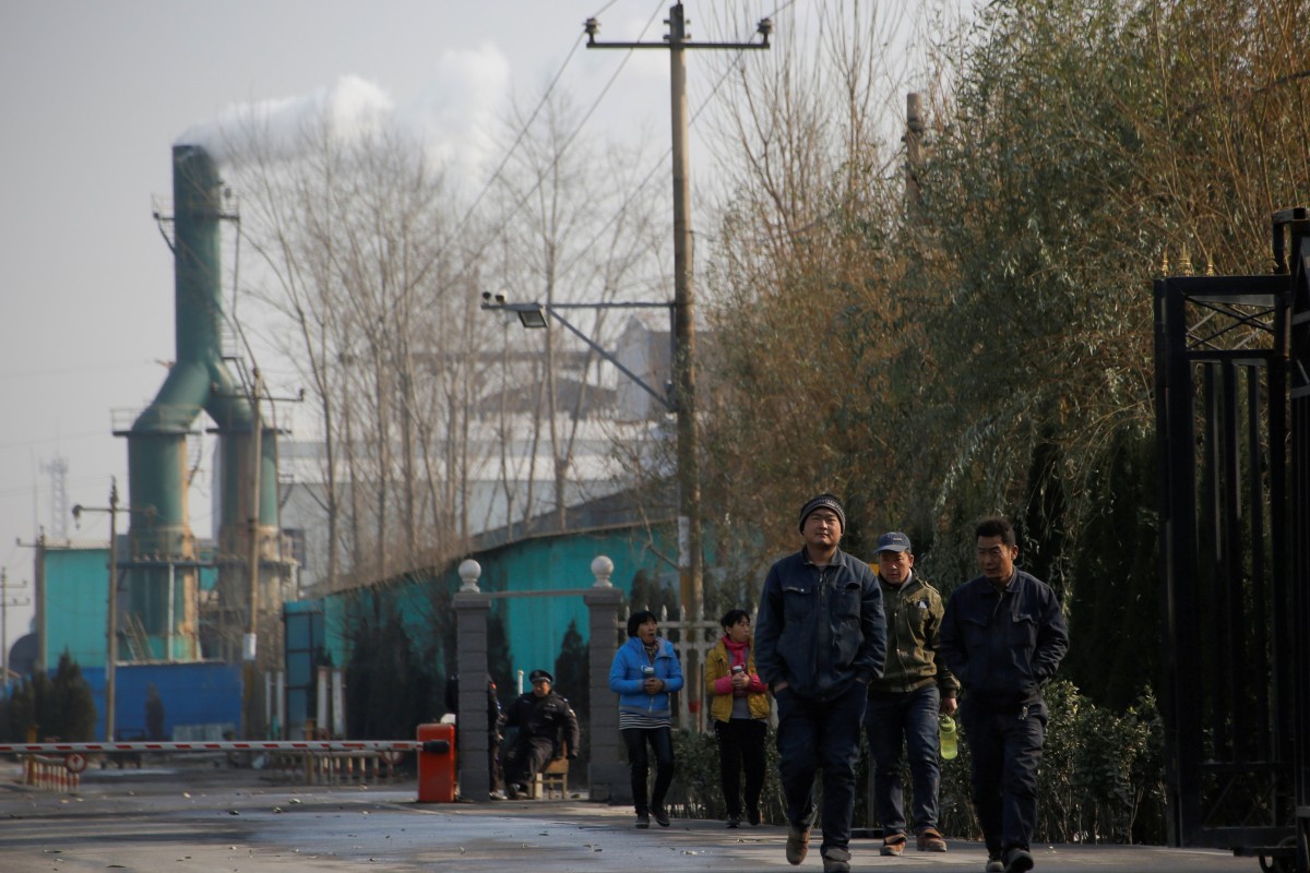 The environment bureau in Hebei province, China’s steelmaking heartland, says PM2.5 levels in May were below 35 micrograms for the first time since China began measuring the pollutants in 2013. Photo: Reuters