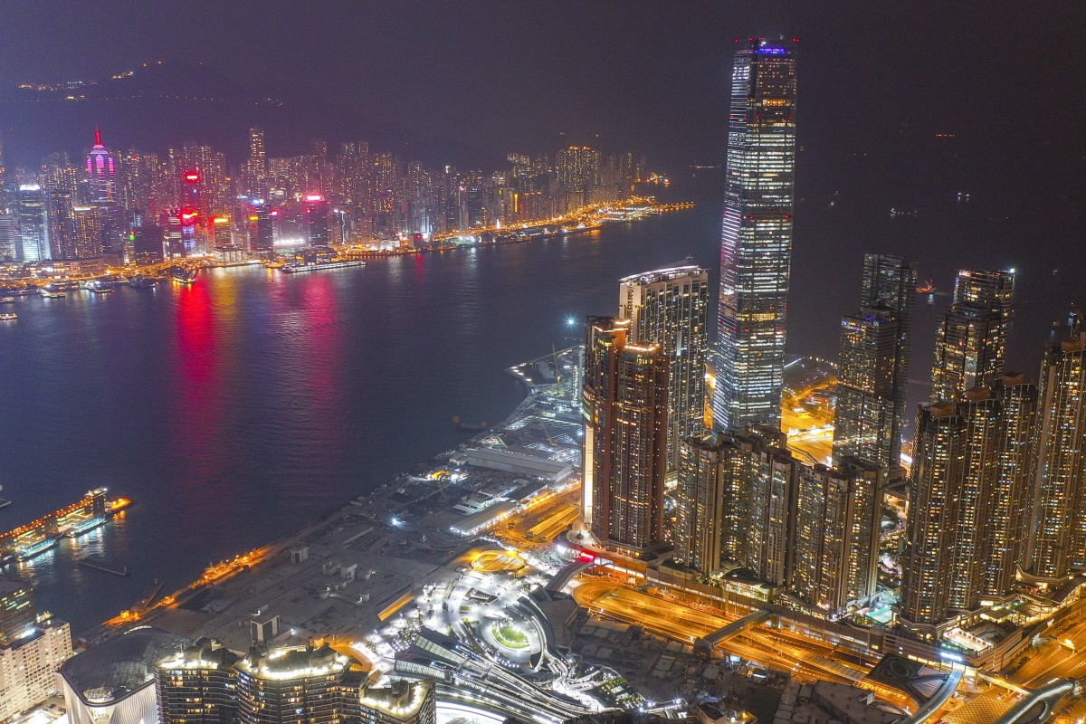 Most expensive cities. Шанхай Сингапур. Hong Kong Island Kowloon. Hong Kong most expensive place. The most expensive City in the World.