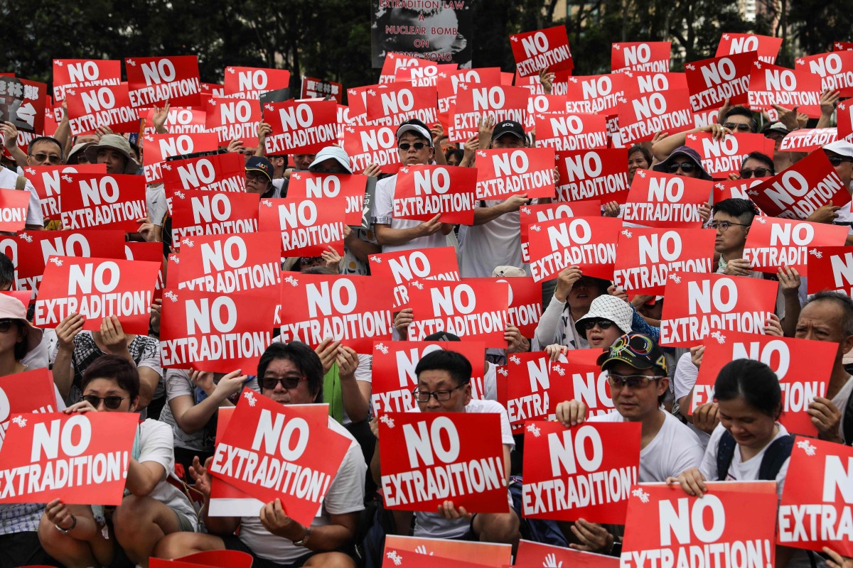 Hong Kong Government Working To Defuse Extradition Bill Crisis Considering Pause Rather Than Withdrawal South China Morning Post