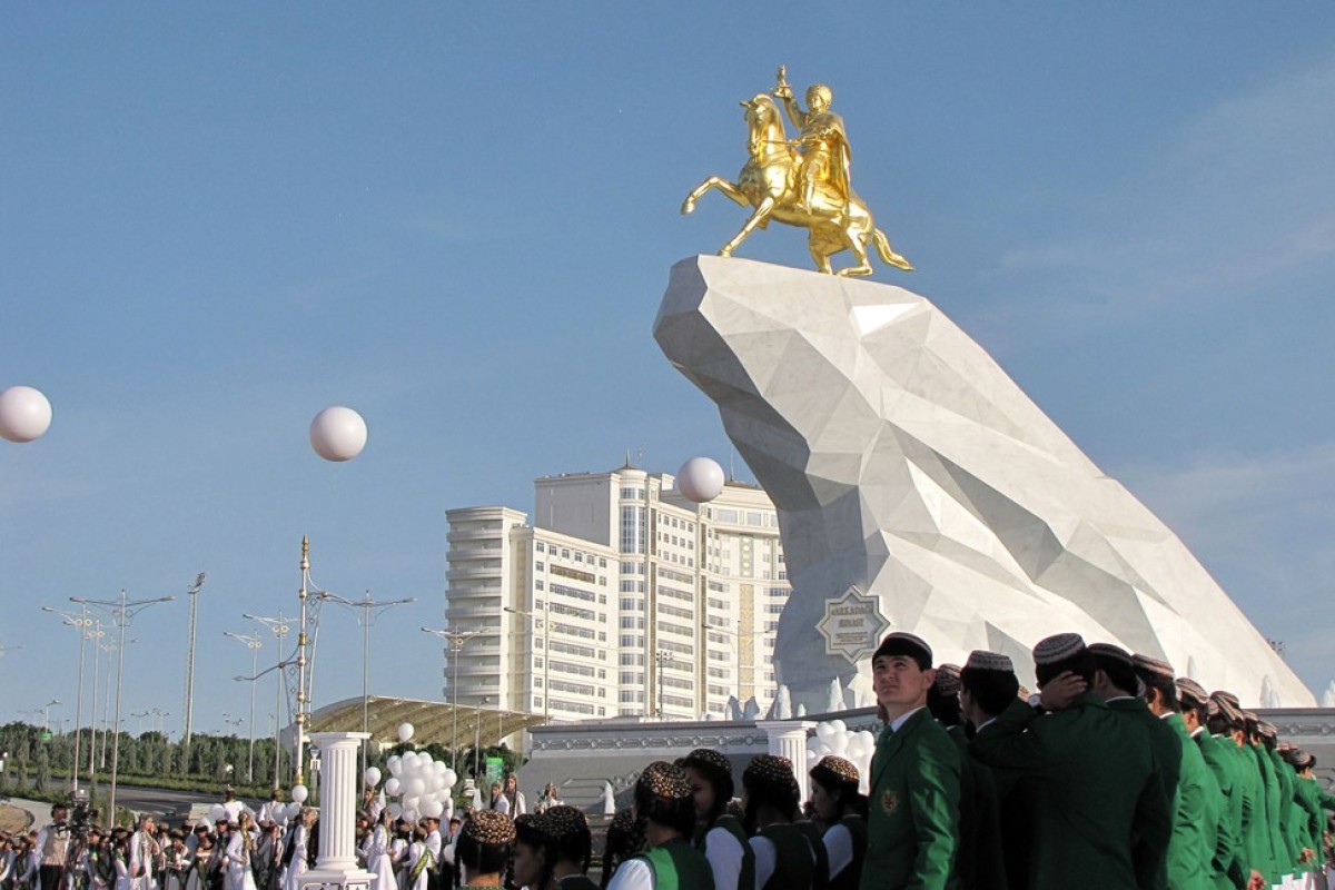 Turkmenistan S All Powerful Leader Quells Death Rumours With Return To Tv South China Morning Post
