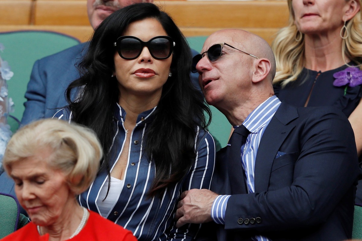 Amazon CEO Jeff Bezos and girlfriend Lauren Sanchez make ...