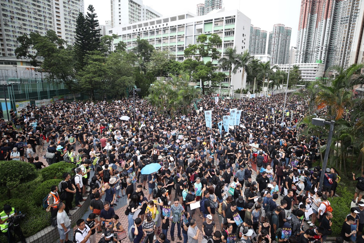 Thousands march in Tseung Kwan O as Hong Kong continues weekend of ...