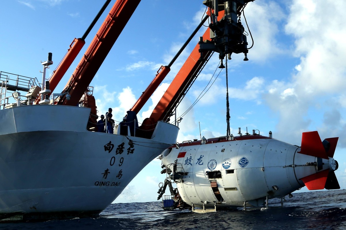 chinese engineers follow the sea dragon with new submersible that can fly through water like a plane in the air chindia alert you ll be living in their world very soon