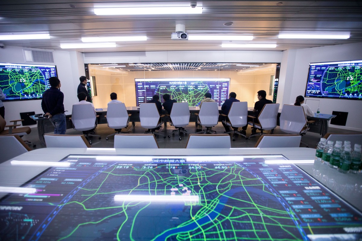 In Shanghai Commuters Can Now Beat Jams And Design Their Own Bus