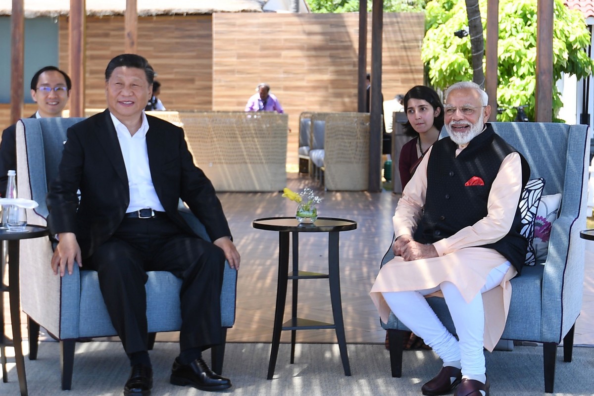 Indian Prime Minister Narendra Modi and Chinese President Xi Jinping during their meeting in Mamallapuram, Chennai. Photo: EPA
