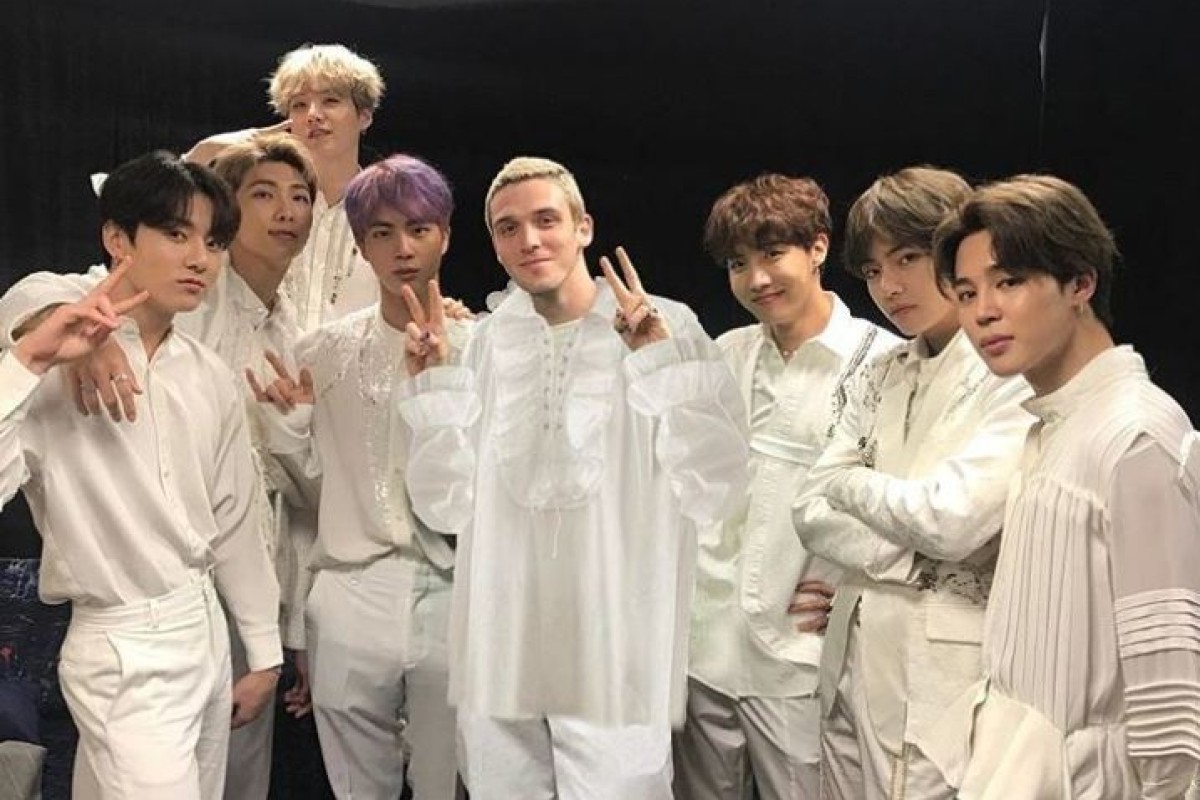 K Pop Band Bts Pose With Lauv On Instagram And Fans Hope A Collaboration Is Coming South China Morning Post K Pop Band Bts Pose With Lauv On Instagram And Fans Hope A Collaboration Is Coming South China Morning Post