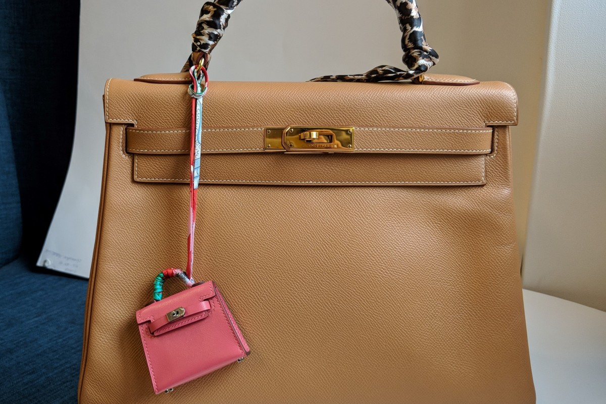 hermes kelly bag with twilly wrap