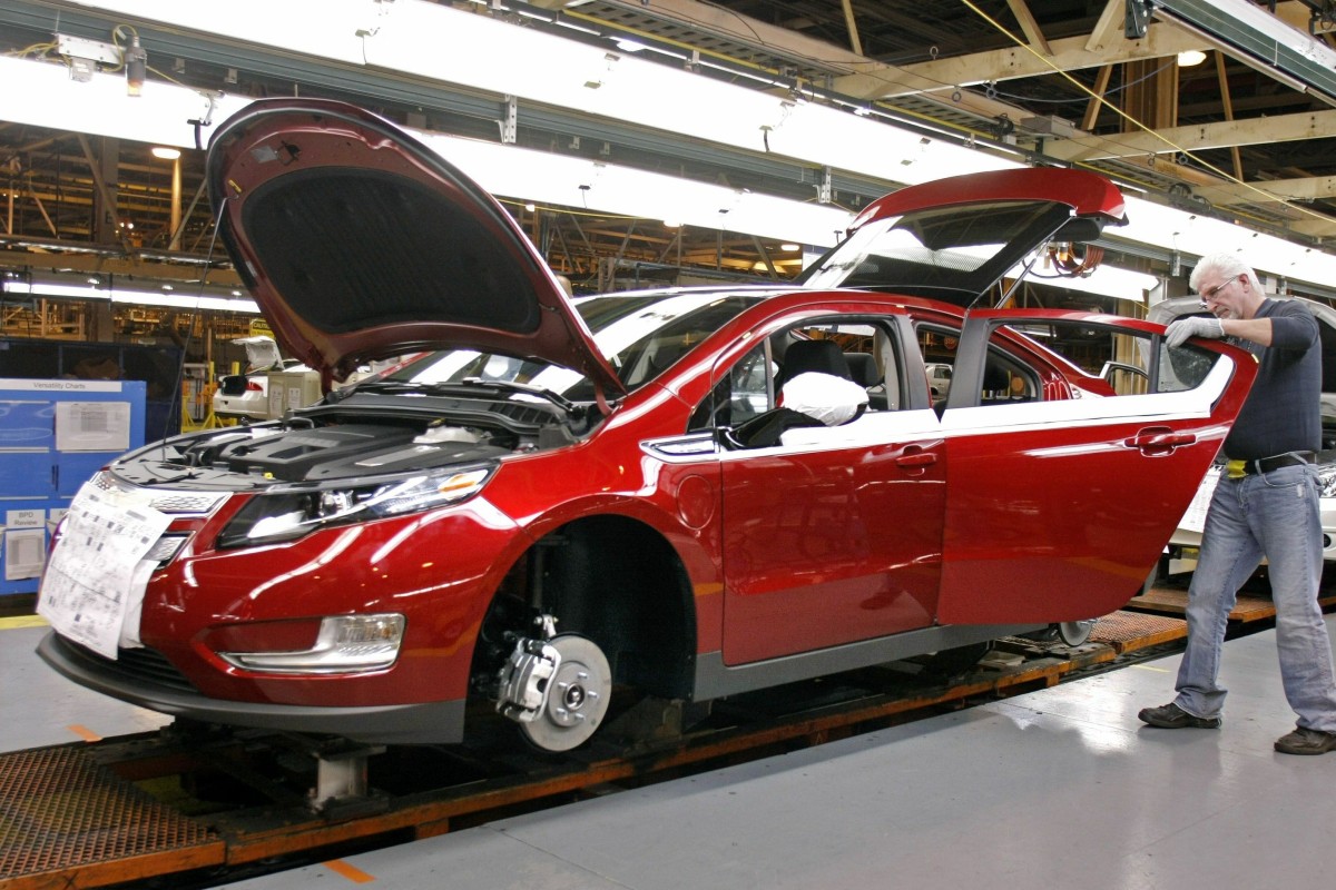 Carmakers Are Shedding 80 000 Jobs Around The World As The Era Of