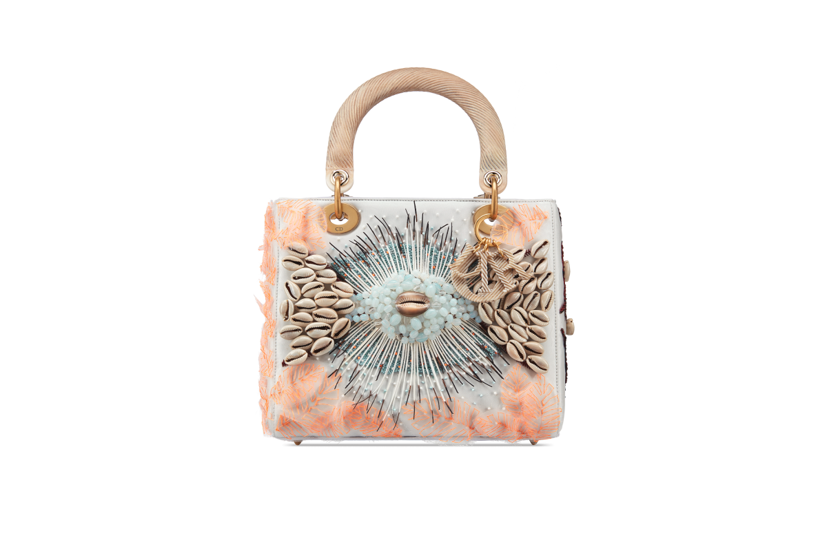 Dior Unveils Twelve Artists Dior Lady Art Handbags For Their Sixth Edition