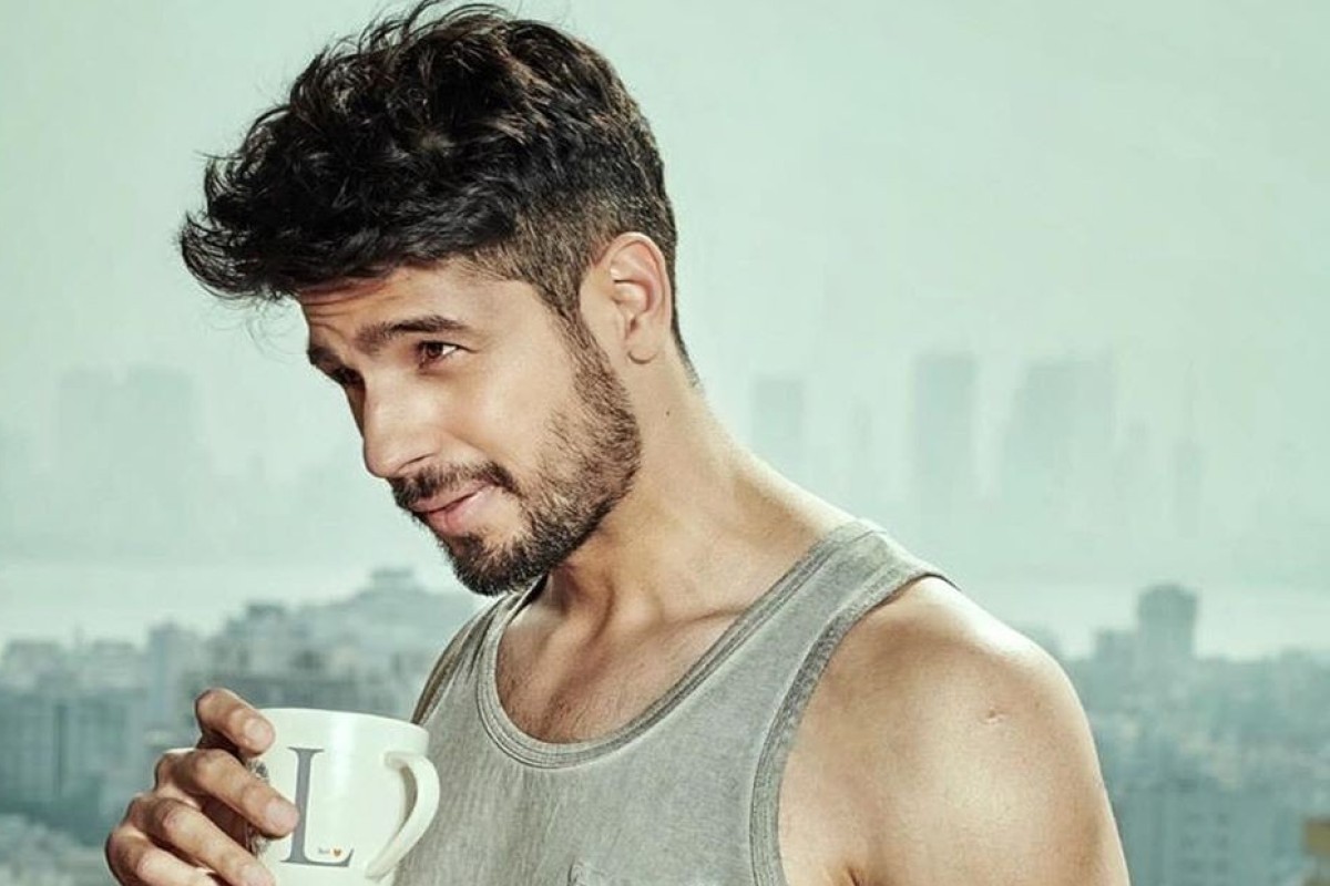 5 Things About Bollywood Actor Sidharth Malhotra Ex Boyfriend Of Alia Bhatt That May Surprise You South China Morning Post He began modeling at the age of 18 and started his bollywood career as an assistant director in the year 2010. 5 things about bollywood actor sidharth