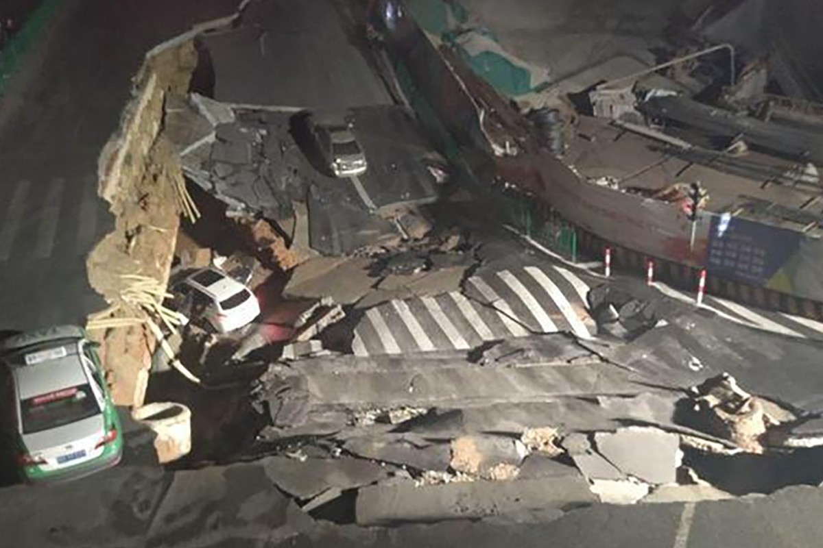 The hole opened up at a site in Xiamen. Photo: Weibo