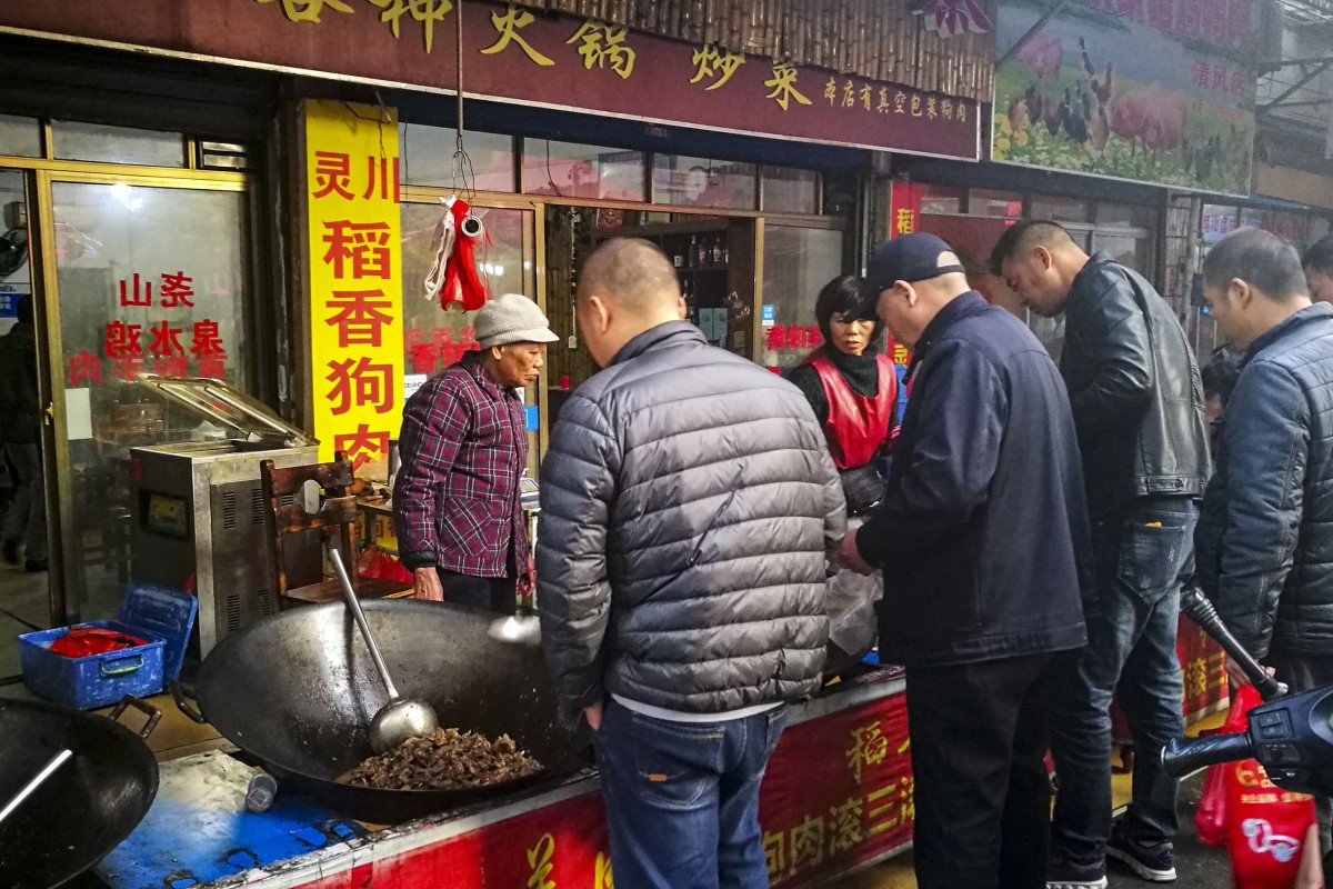 In Guilin, China's dog meat-eating heartland, the country's pork crisis, sparked by African swine fever, has led to rising dog and cat meat sales at market stalls. Photo: He Huifeng