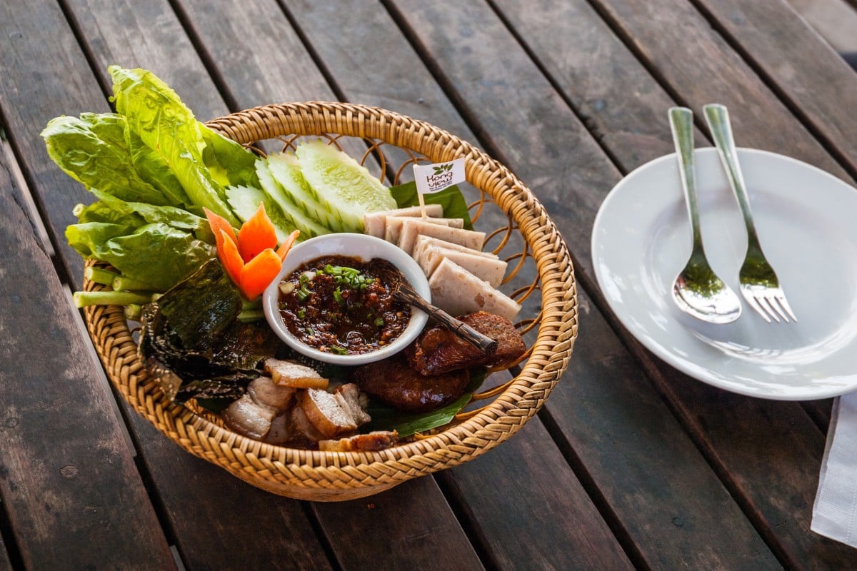 Is that Thai food, or Lao? 5 typical dishes from Laos that will help ...