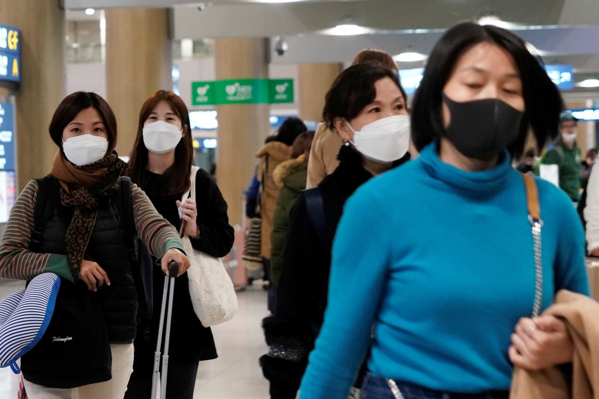 Coronavirus South Korea confirms two new cases, including man who