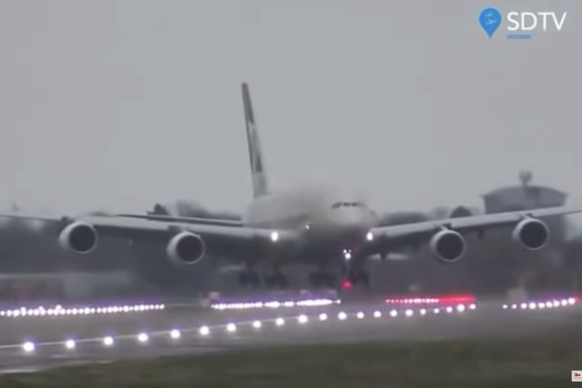 Hair Raising Video Shows Massive A380 Jet Make Crab Landing At Heathrow During Storm South China Morning Post