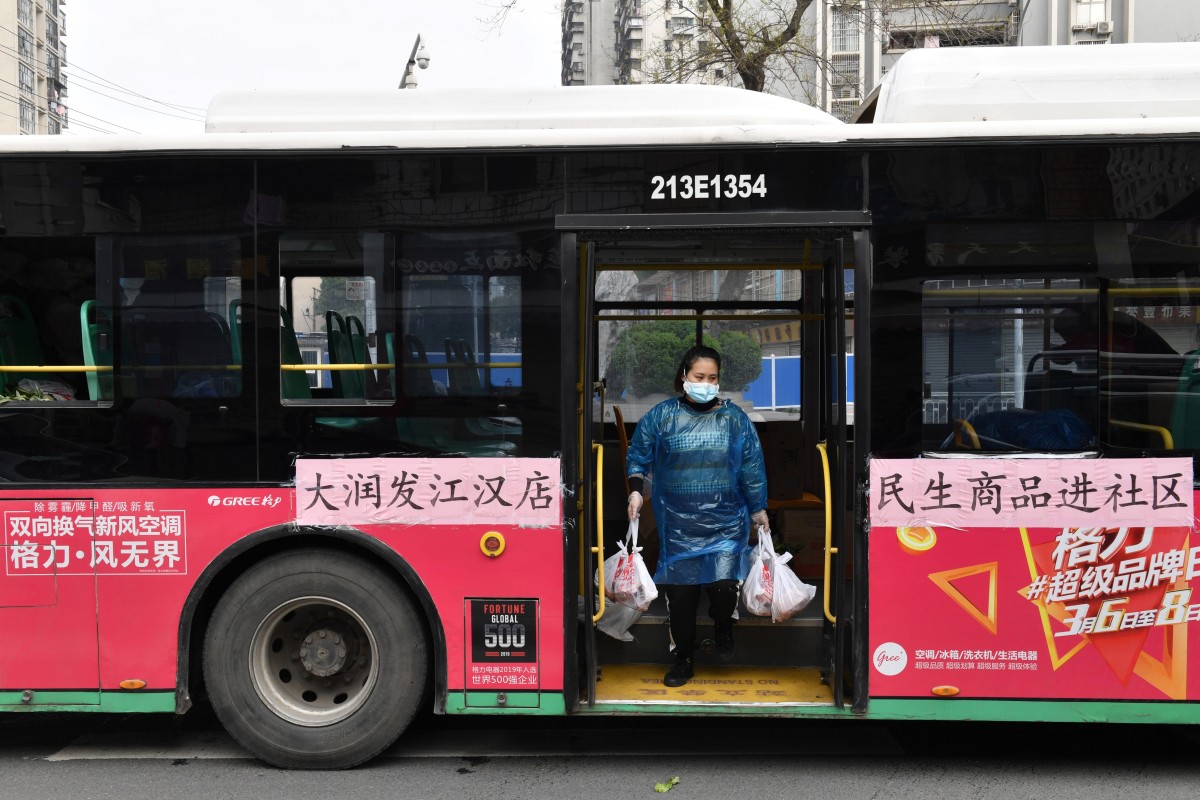 Researchers said the case highlighted the importance of wearing masks on public transport. Photo: Reuters