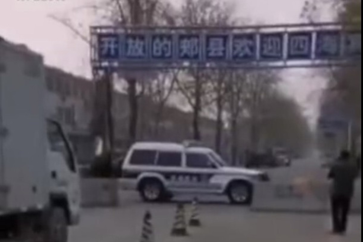 Curfew-like measures have come into effect in Jia county, near the city of Pingdingshan, in Henan province. Photo: Handout