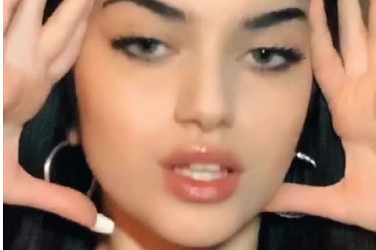 Is The Fox Eye Challenge Racist Why Some Asians Are Giving The