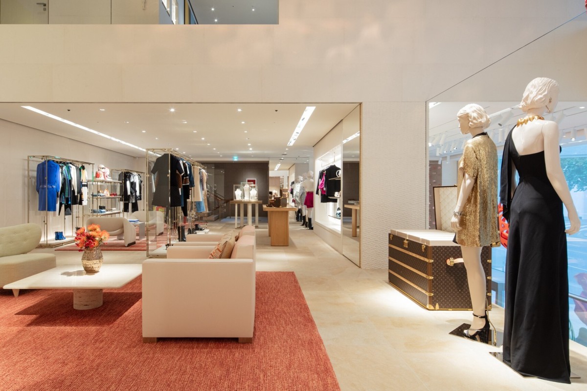 Louis Vuitton mulls shuttering downtown duty-free shops in S. Korea - Pulse  by Maeil Business News Korea