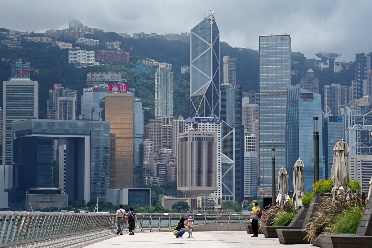 Hong Kong skyline of Central district on background, photographed from Tsim Sha Tsui promenade on 31 May, 2020. Photo: Robert Ng