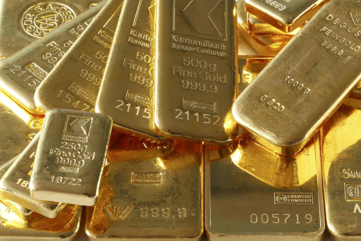 Gold bars from the vault of a bank are seen in an illustration picture taken in Zurich on November 20, 2014. File photo: Reuters