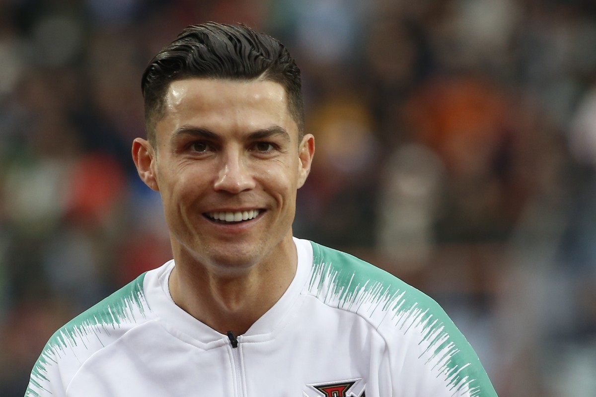 Cristiano Ronaldo becomes the world's first billionaire soccer ...