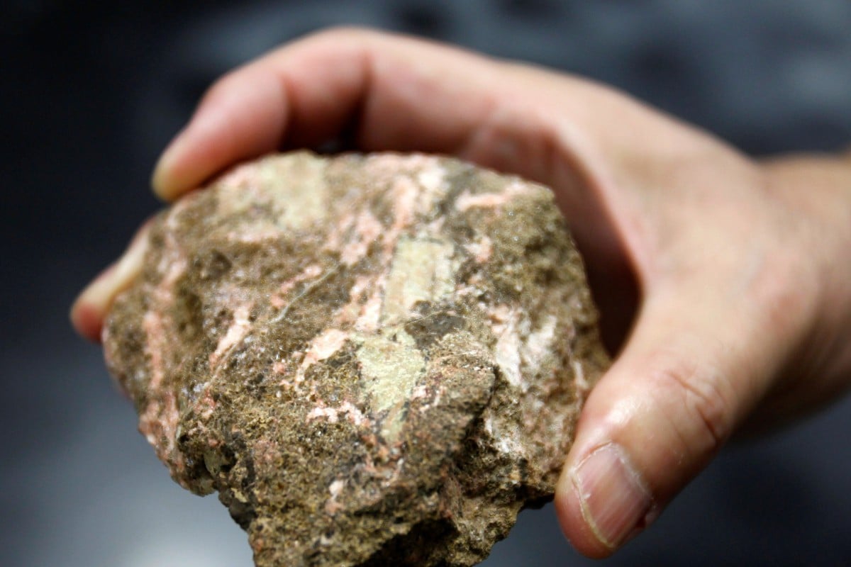 A bastnaesite mineral containing rare earth. Photo: Reuters