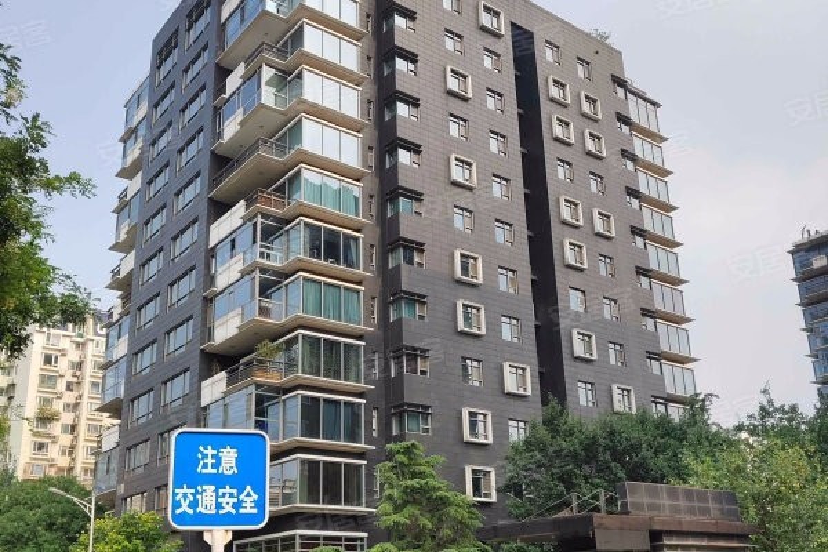 Action Star Jackie Chan S Luxury Downtown Beijing Homes Put Up For Auction South China Morning Post