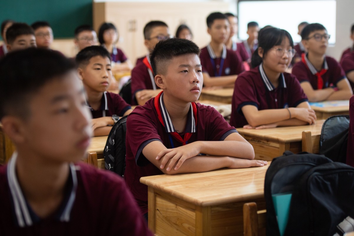 Many Chinese schoolchildren are missing out on a formal sex education, observers say. Photo: Xinhua