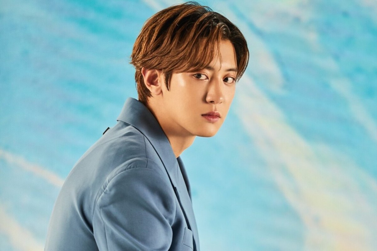 K-pop star Chanyeol from Exo accused of cheating on ...