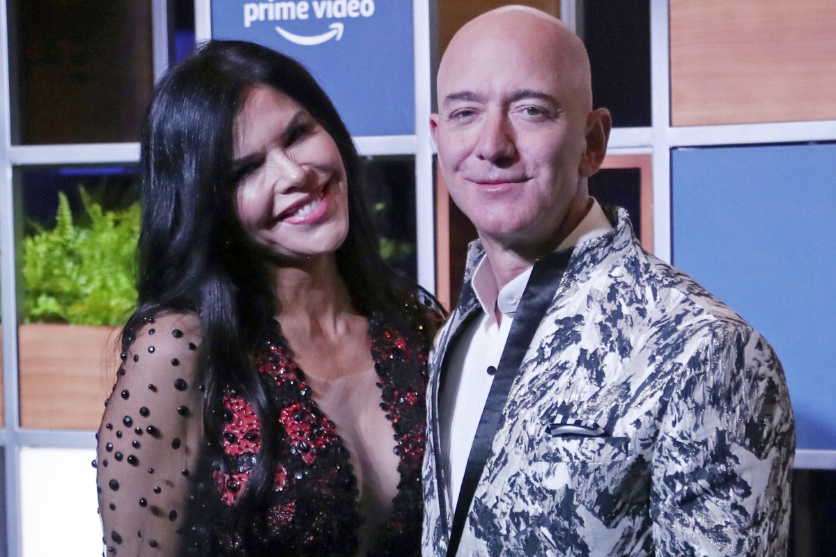 Jeff Bezos and Lauren Sánchezs roller