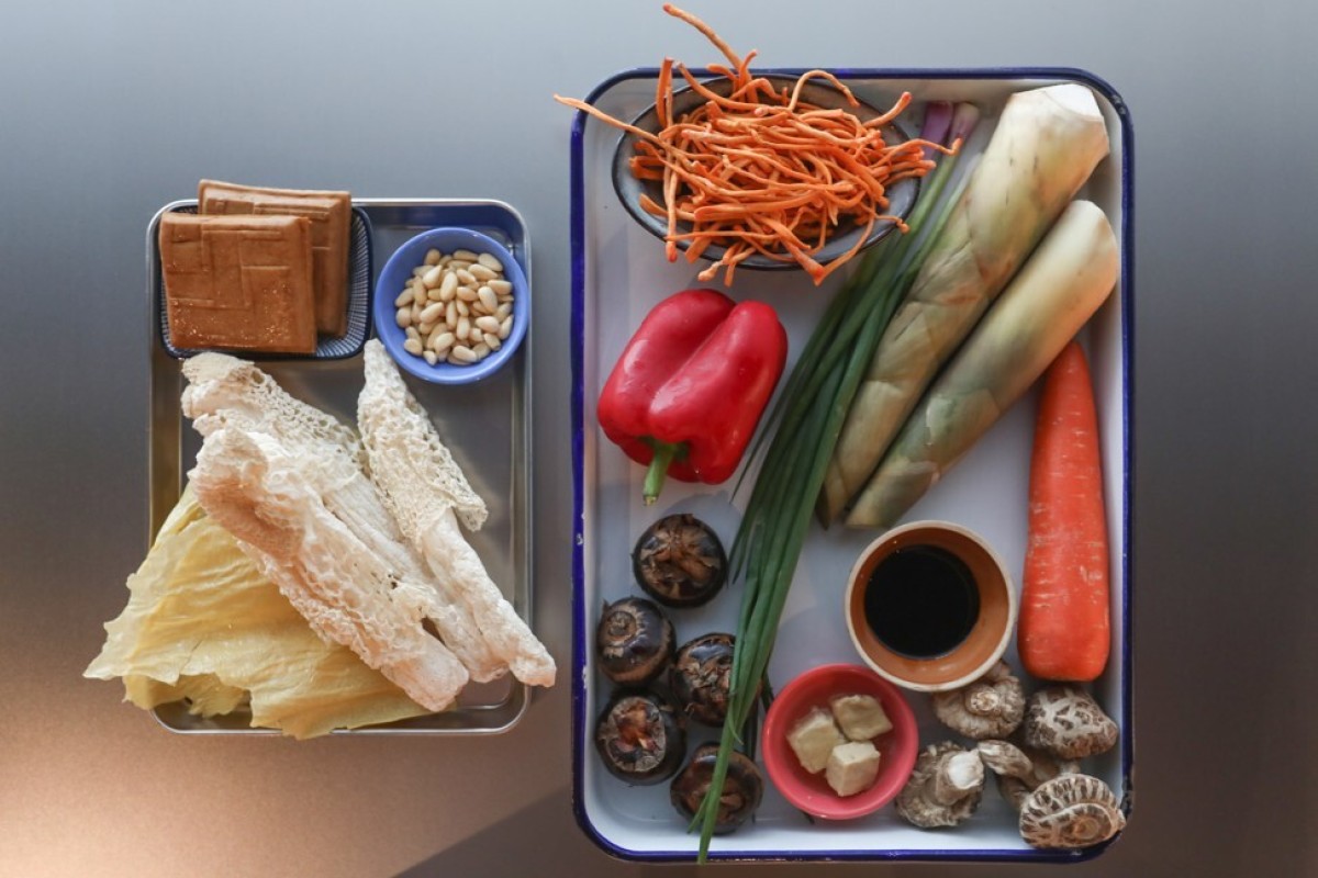 A Recipe For Vegan San Choi Bao Because Plant Based People Deserve Lunar New Year Prosperity Too South China Morning Post Usher in the chinese new year with this colorful yee sang (prosperity toss salad). a recipe for vegan san choi bao