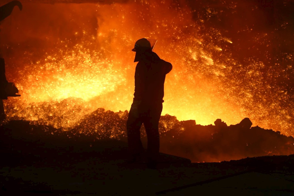 Chinese steel production has faced strong headwinds since late July, when authorities stepped up their plans to curb steel output. Iron ore prices, in turn, have started to fall. Photo: Reuters