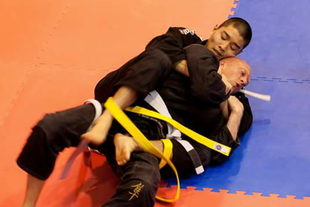 News] Chael Sonnen earns his brown belt in bjj : r/MMA