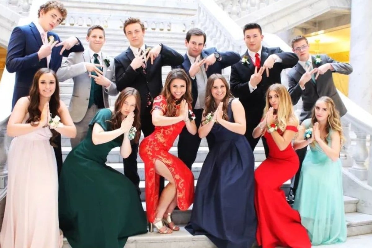 American girl wears chinese dress to prom 2025