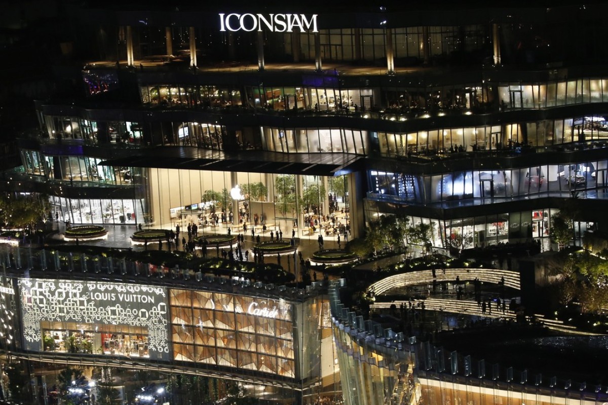 ICON Siam, a combination of traditional and luxurious Thailand.