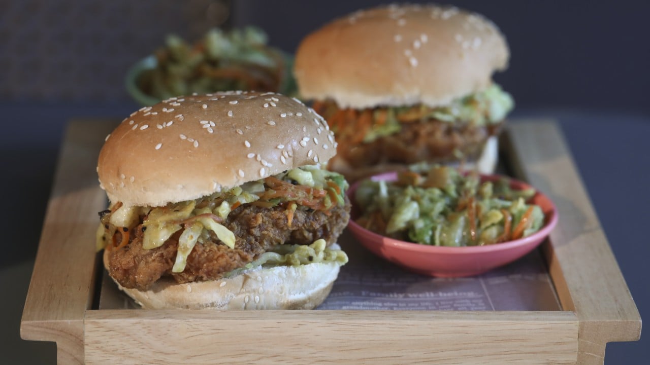 Fried chicken sandwiches with acar slaw recipe