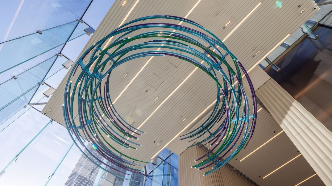 Reaching for the Stars – An Iconic Art Installation Showcased at Cheung Kong Center II
