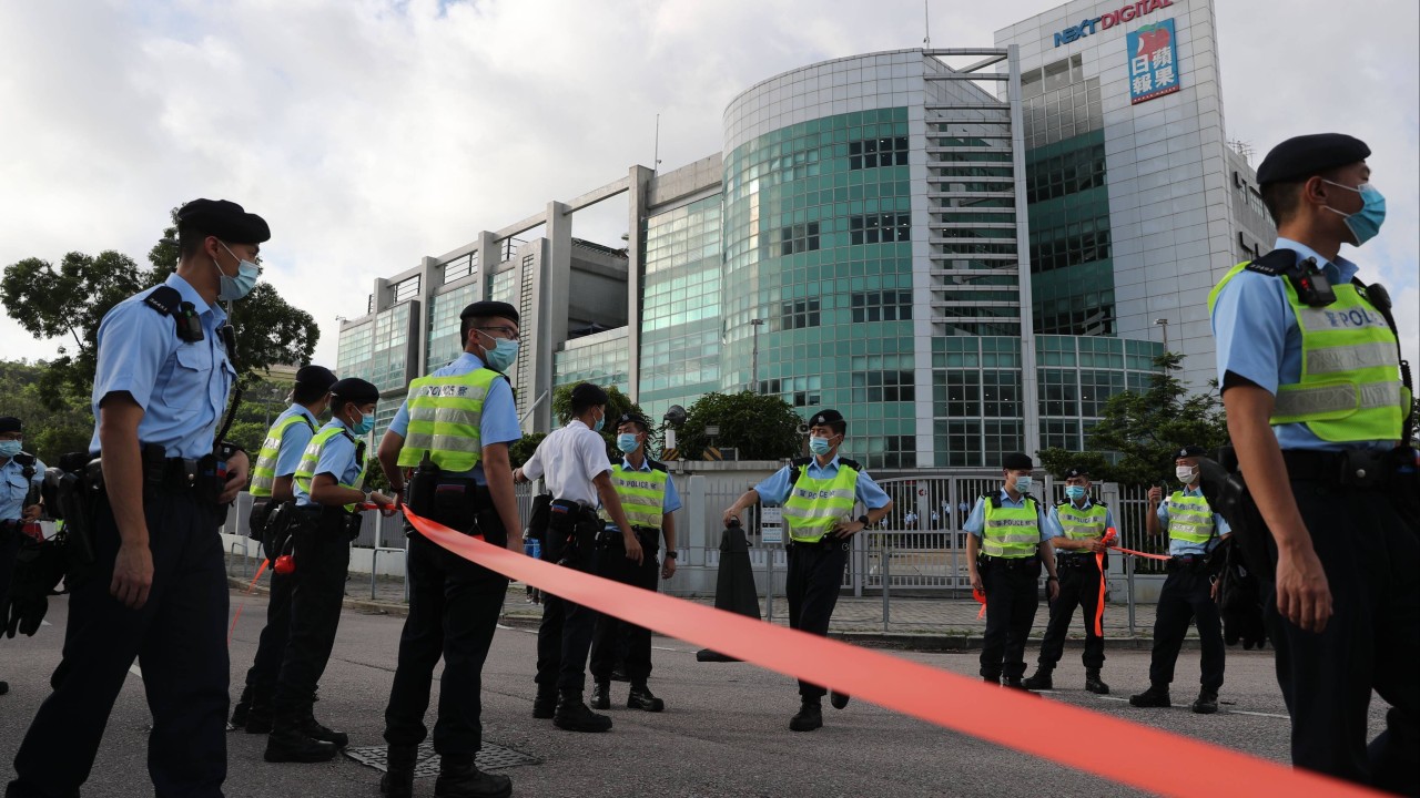 Hong Kong National Security Law Apple Daily Editor In Chief Four Directors Arrested In Early Morning Raid Diverse Bulletin