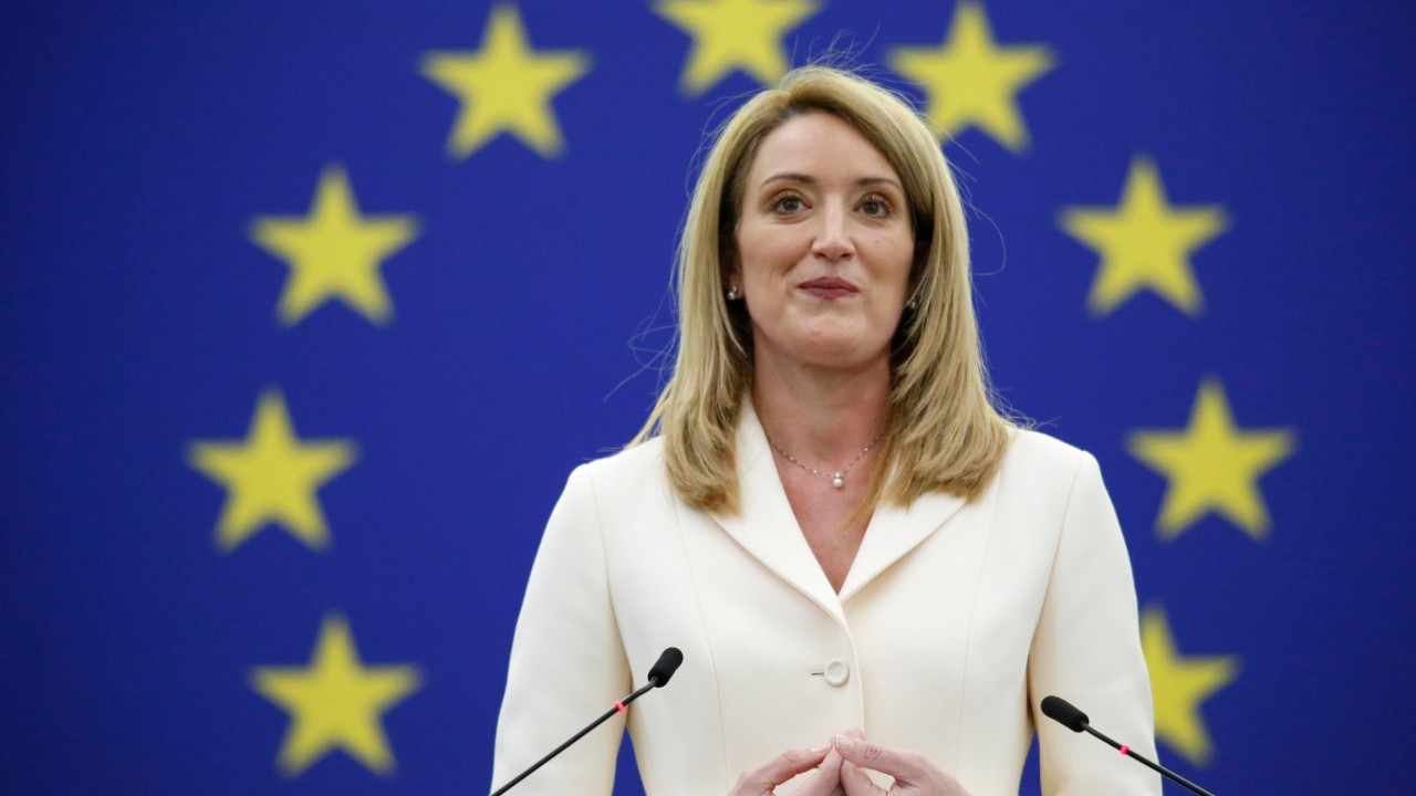 Roberta Metsola: Maltese politician becomes new chief of European parliament