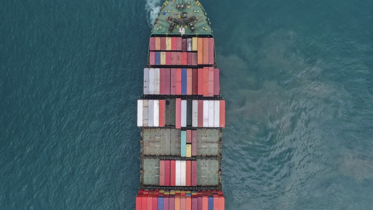Hong Kong exports rise 26 per cent in 2021, making biggest jump since 1988