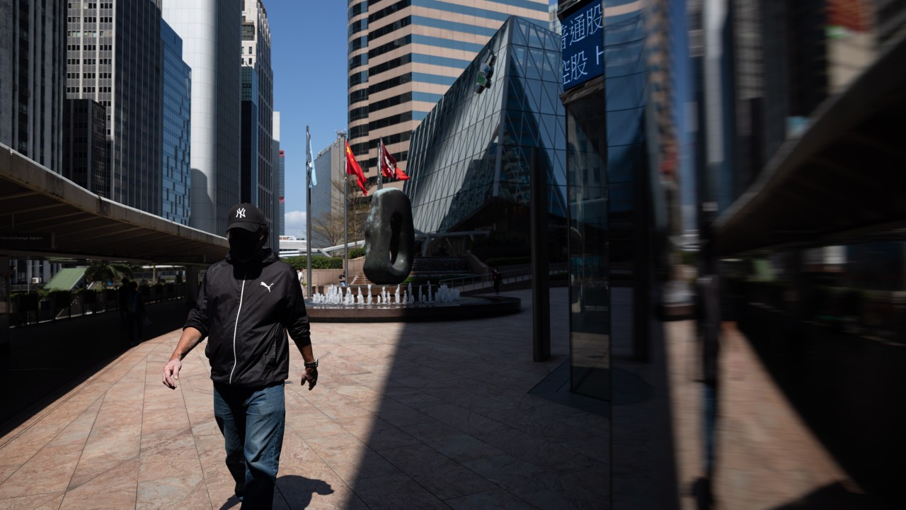 Hong Kong stocks slip as Tencent disappoints on earnings ...