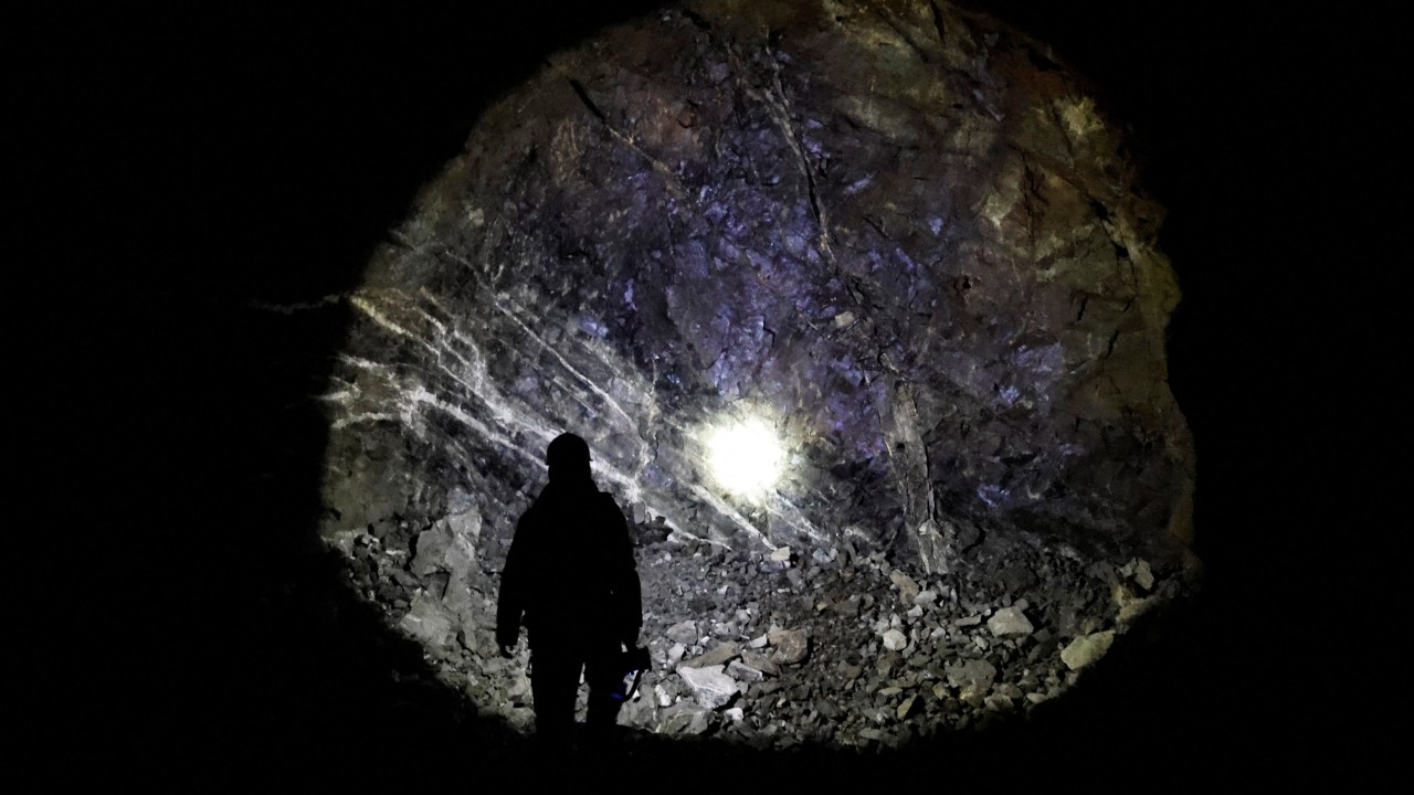 Güney Kore, devasa tungsten madenini yeniden açarak Çin'e olan bağımlılığını azaltmaya çalışıyor