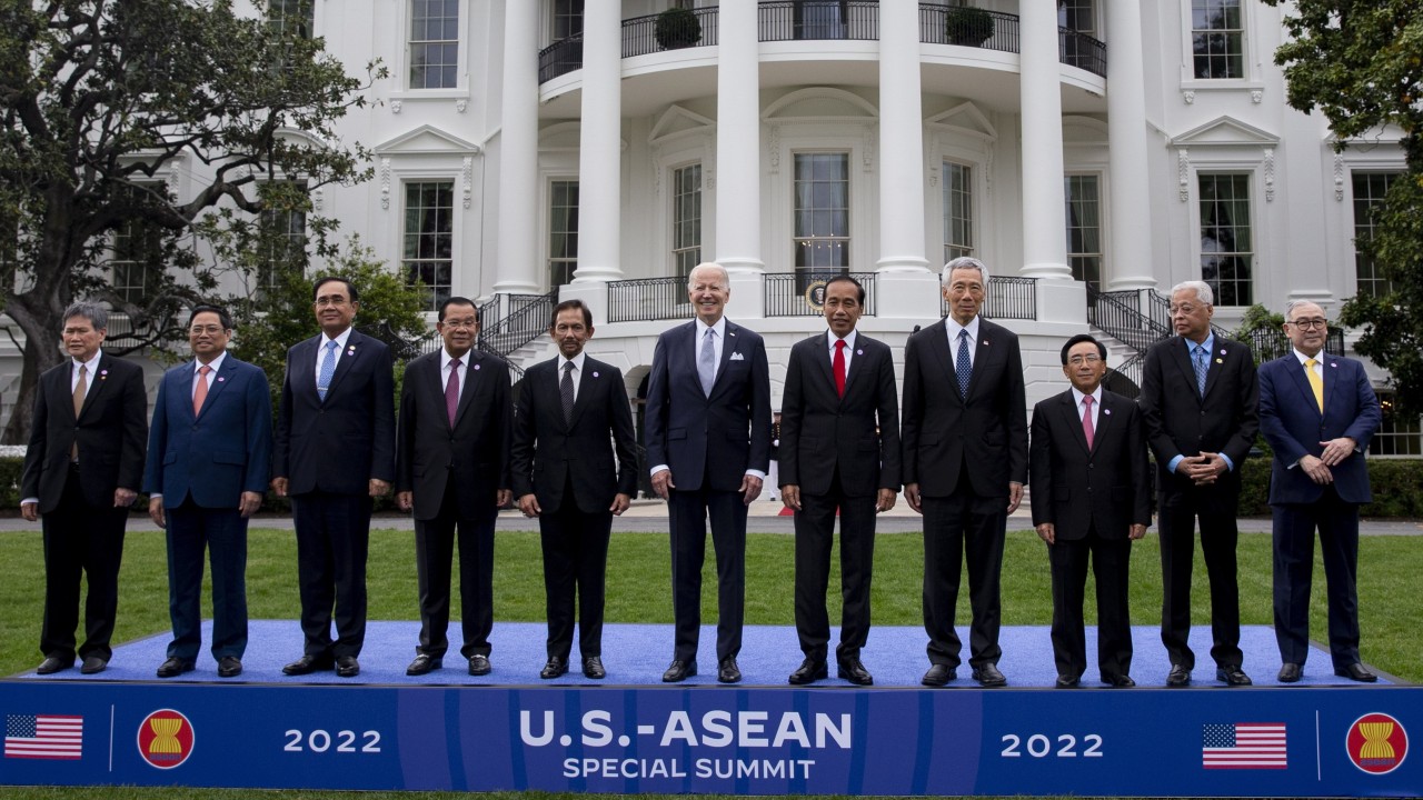 Zirve geniş kapsamlı bir taahhütle kapanırken Biden, ABD-Asean ilişkilerinde 'yeni dönemi' selamlıyor