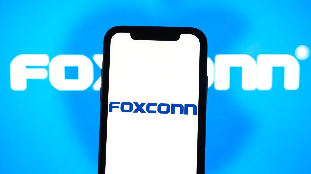 Apple supplier Foxconn starts new hiring spree at world’s largest iPhone factory in China ahead of next product launch