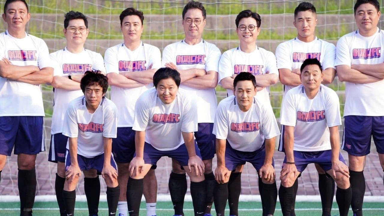 In Netflix series The Gentlemen’s League 2, soccer amateurs from other sports in South Korea chase glory